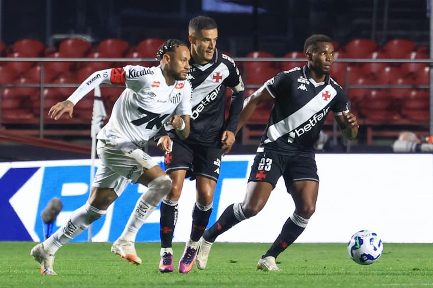 Santos em crise: recomeço no CT Rei Pelé e busca por terceiro técnico da temporada