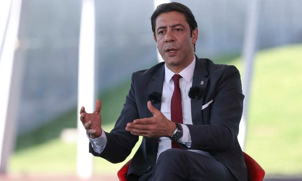 Rui Costa deixa farpa a José Mourinho