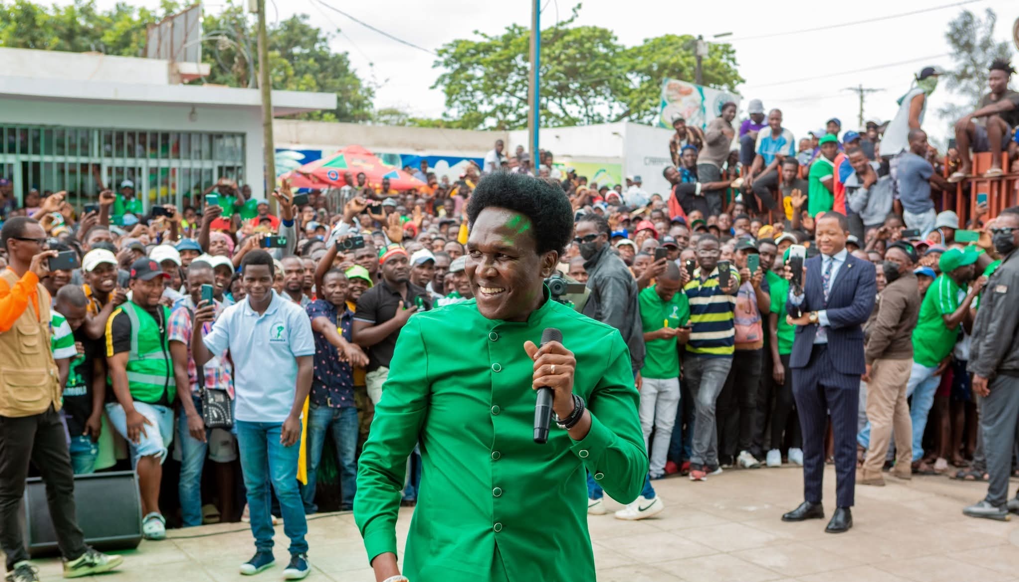 Venâncio Mondlane convoca grande marca de Anamola em Ma…ver mais